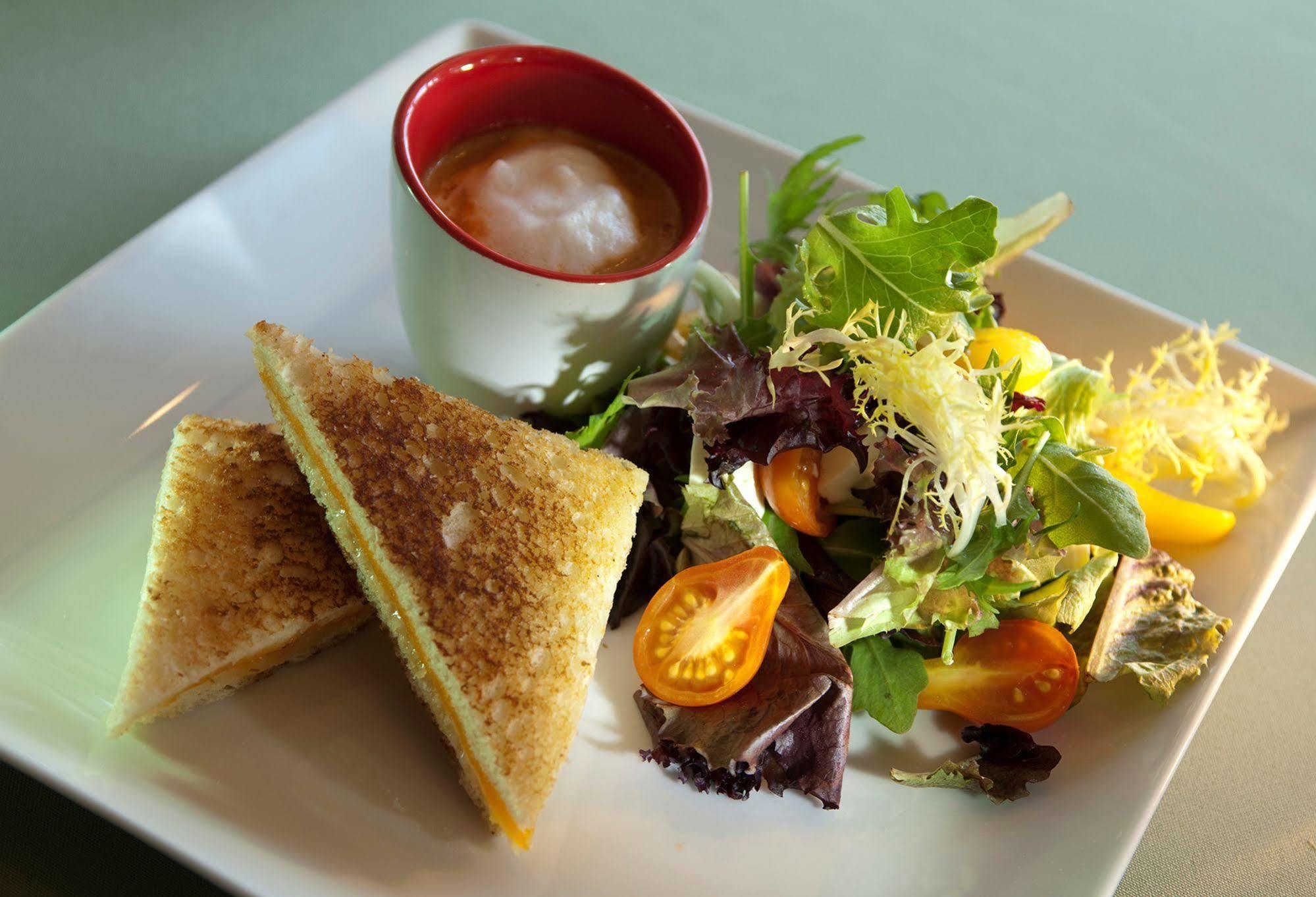 The Sanford House Inn & Spa Arlington Ngoại thất bức ảnh