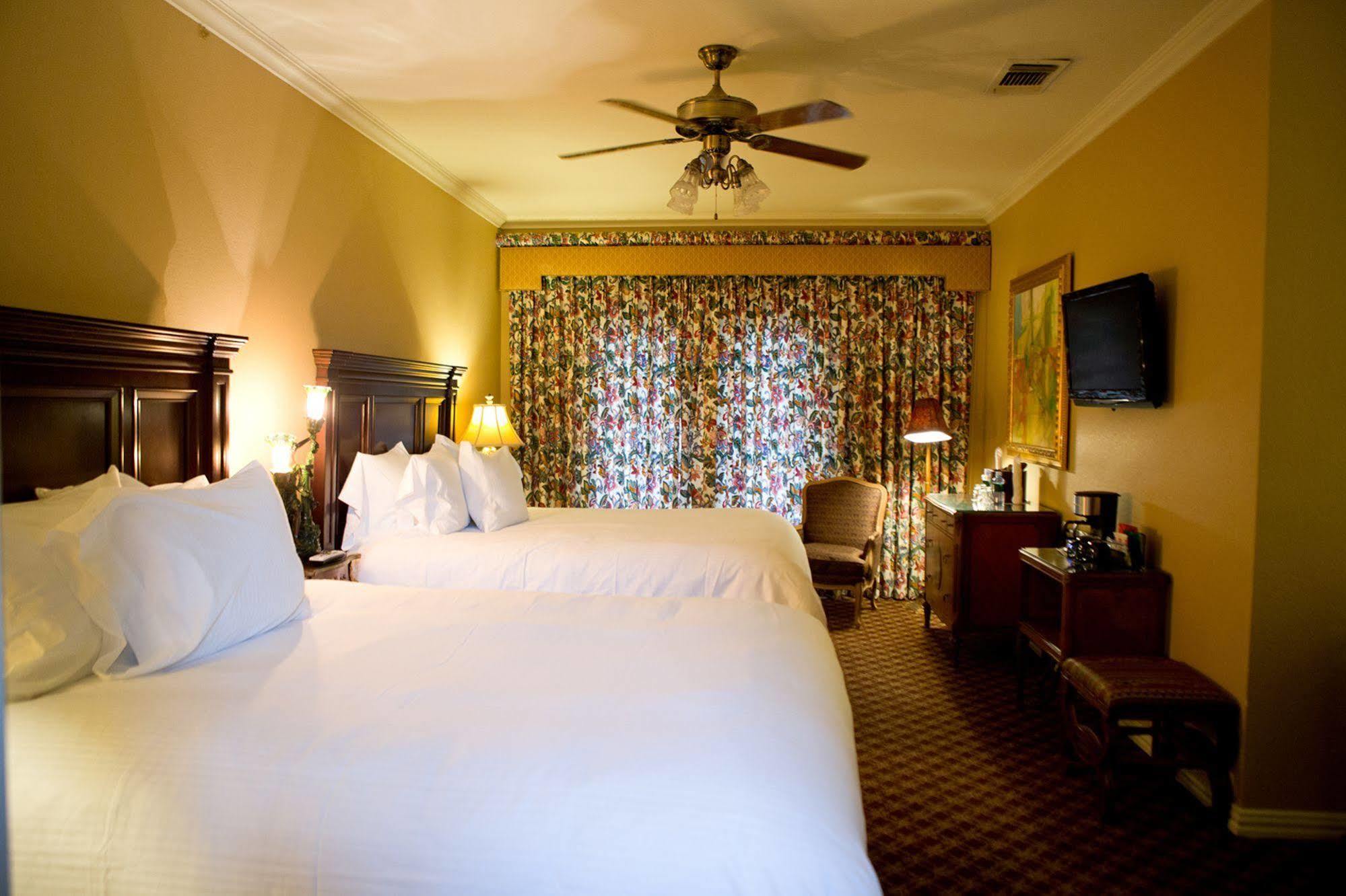 The Sanford House Inn & Spa Arlington Ngoại thất bức ảnh