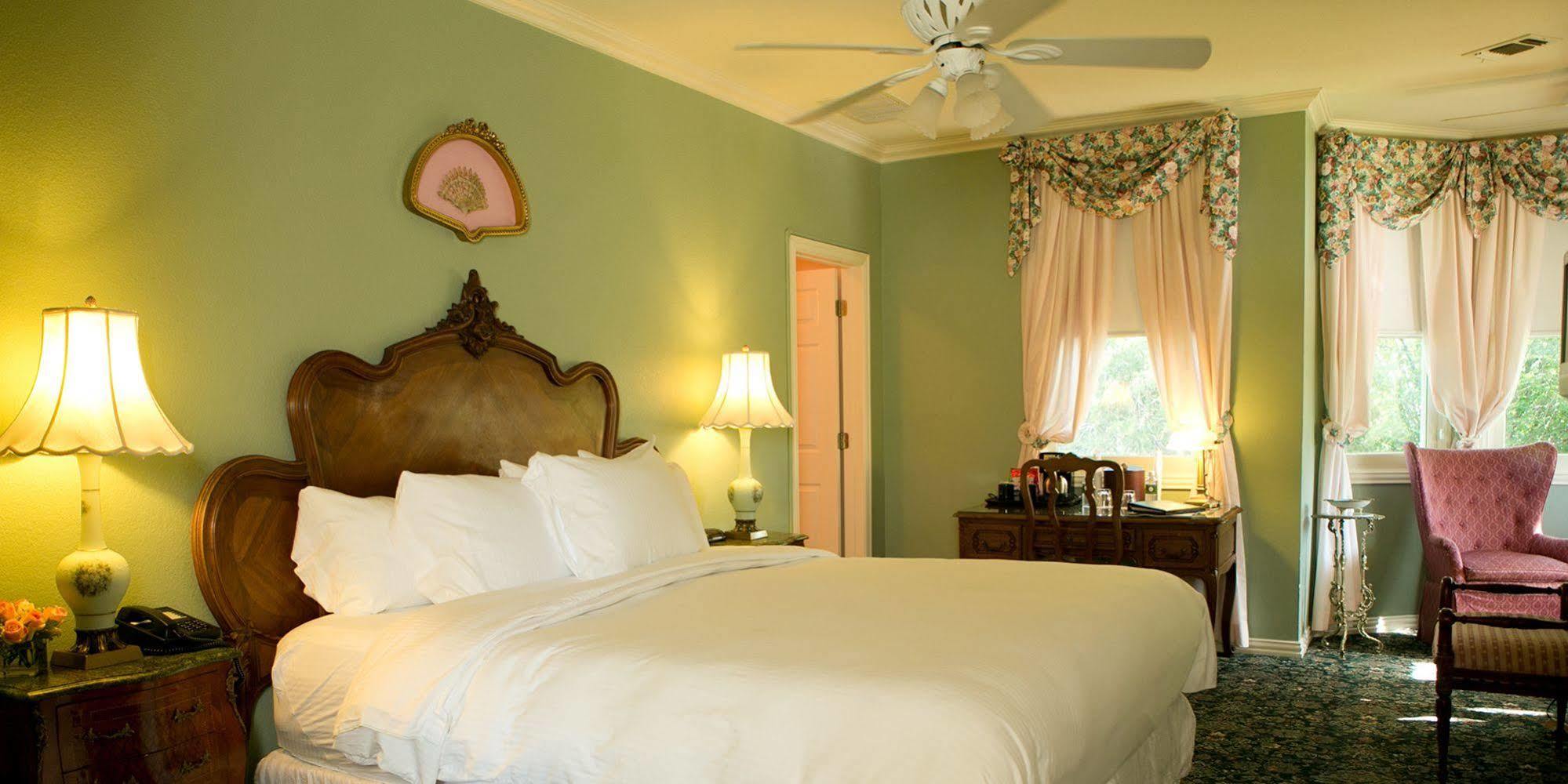 The Sanford House Inn & Spa Arlington Ngoại thất bức ảnh